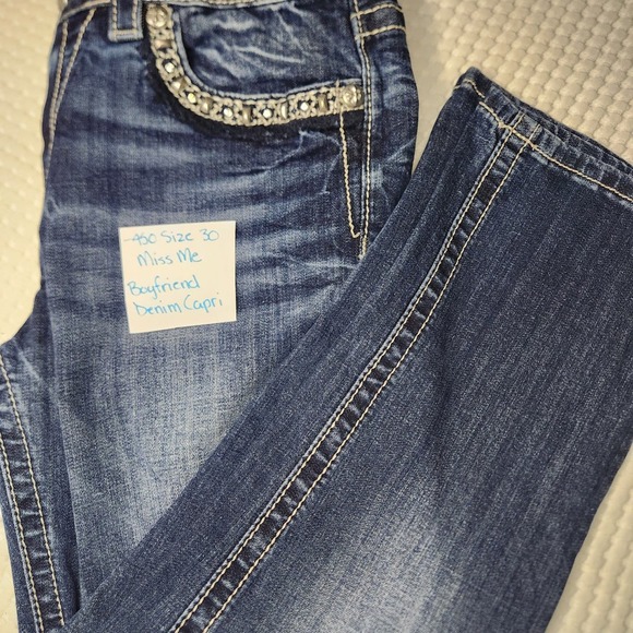 Miss Me Denim Capri - Picture 3 of 4